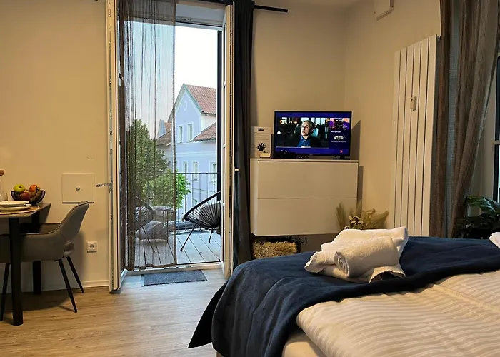 Beyond Staying Studio Apartment 6 Passau Rainshower
